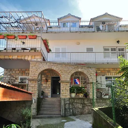 Apartment Mlaja Trpanj